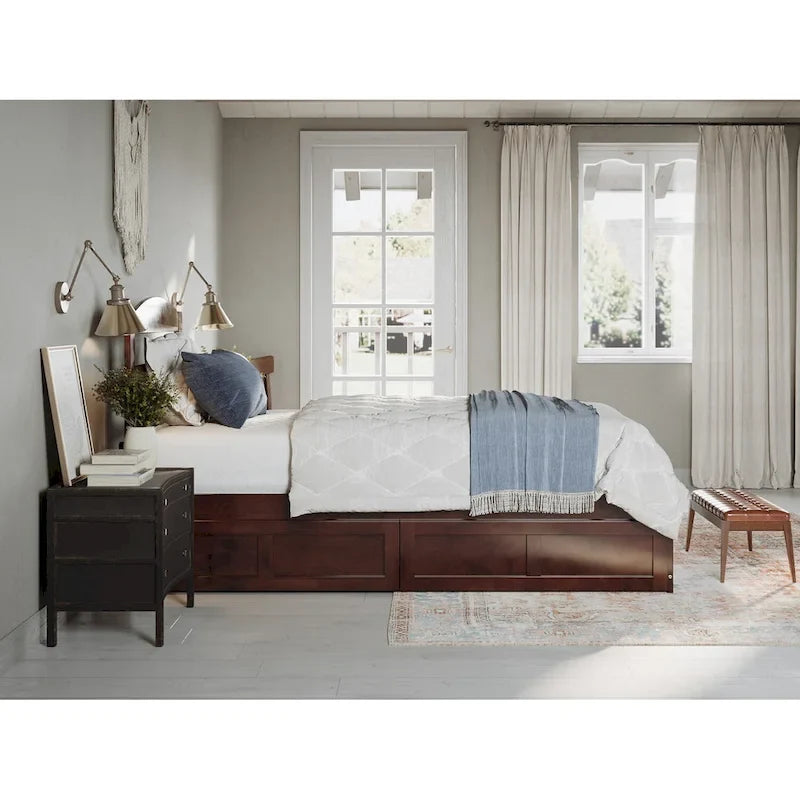 Letto con struttura a piattaforma, pediera e 2 cassetti portaoggetti